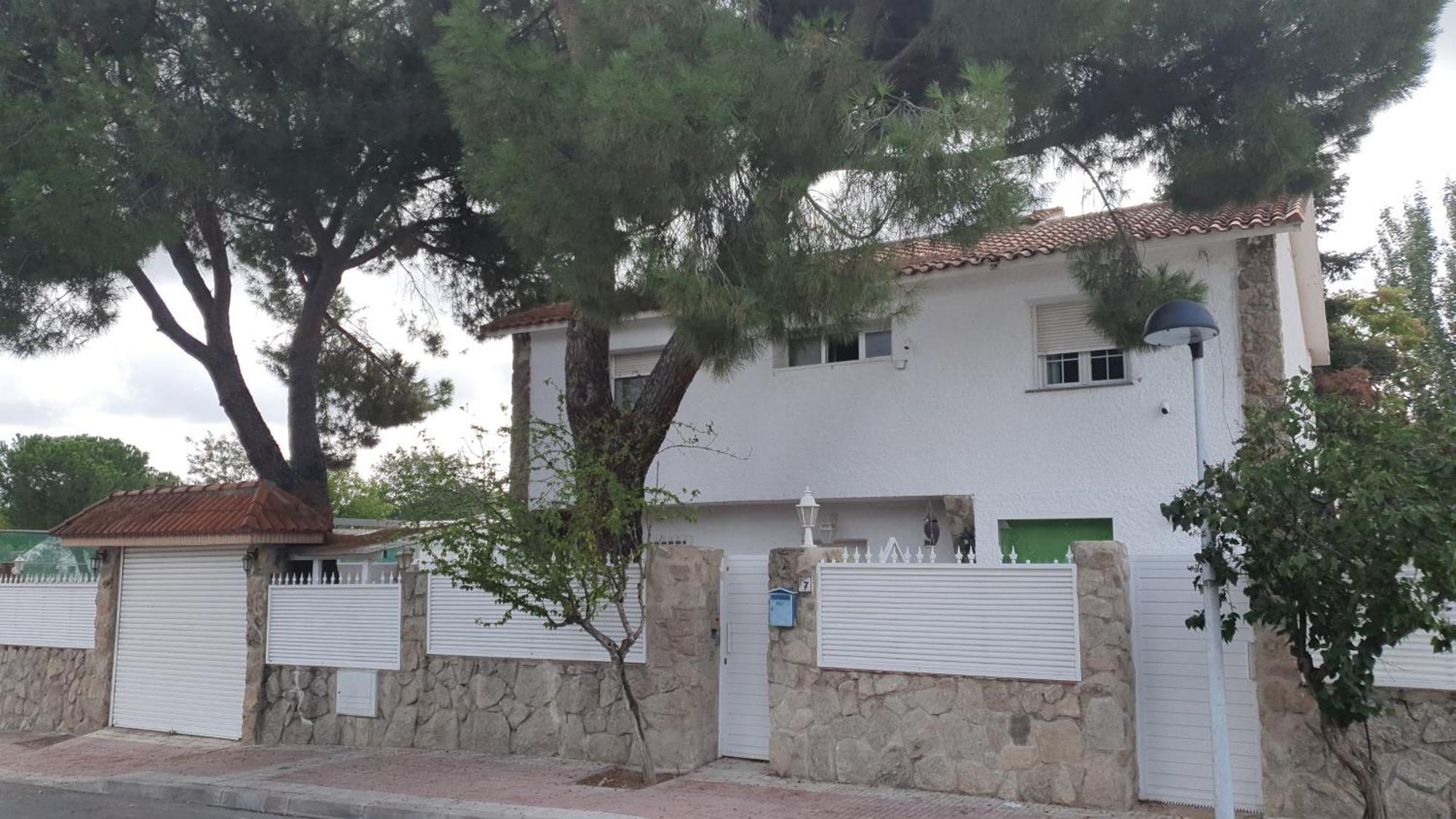 Casa Pinares Otel Mostoles Dış mekan fotoğraf